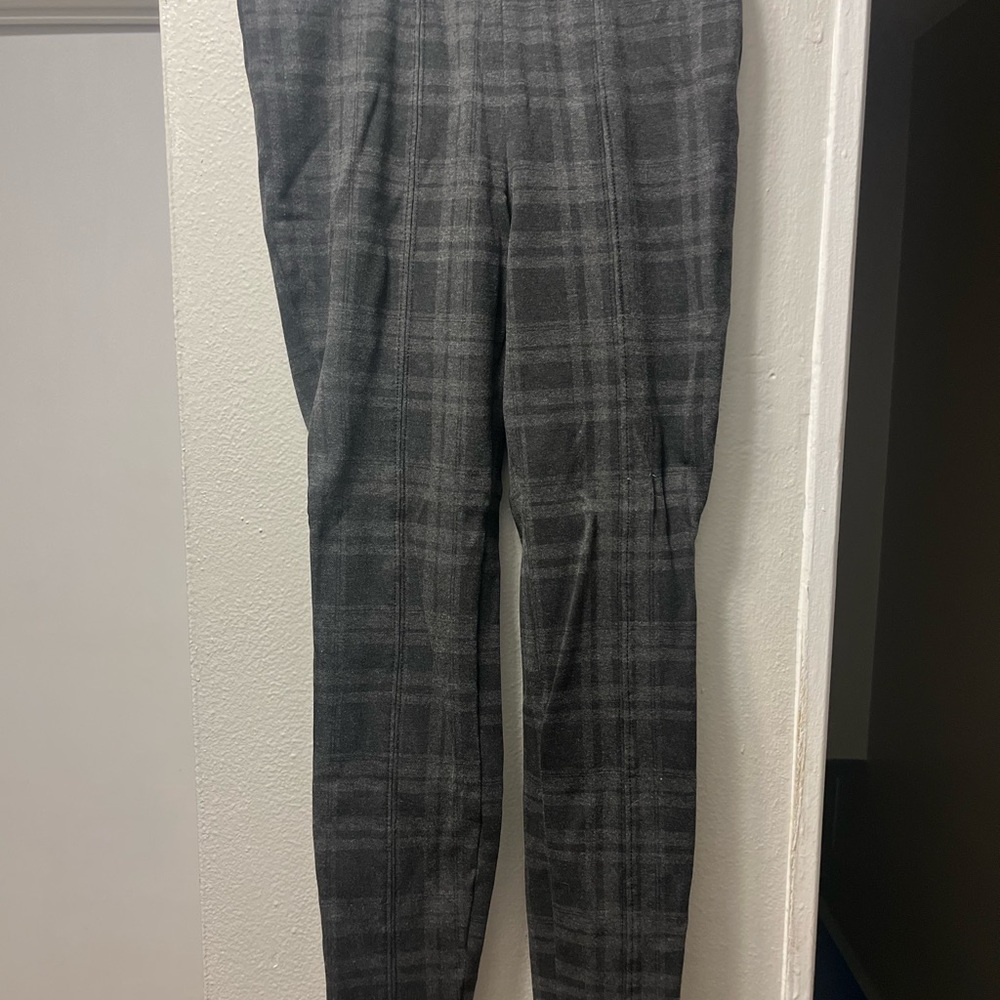 Women’s Gray Plaid Pants
